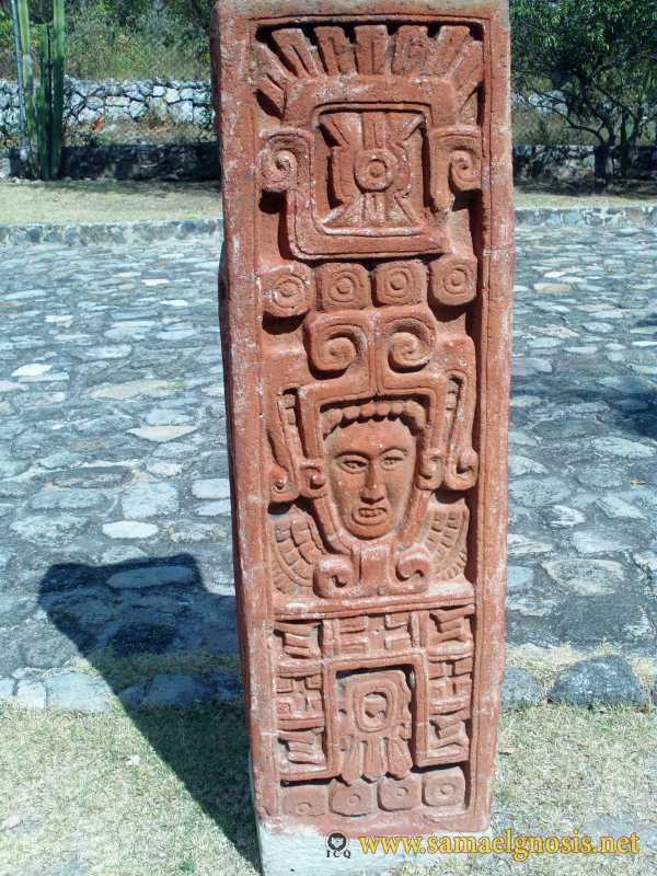 Zona Arqueológica de Xochicalco Foto 0691