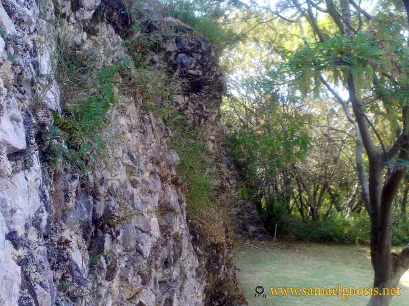 Zona Arqueológica de Xochicalco Foto 0715