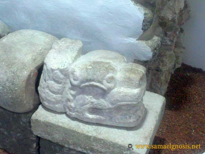 Zona Arqueológica de Xochicalco Foto 0780