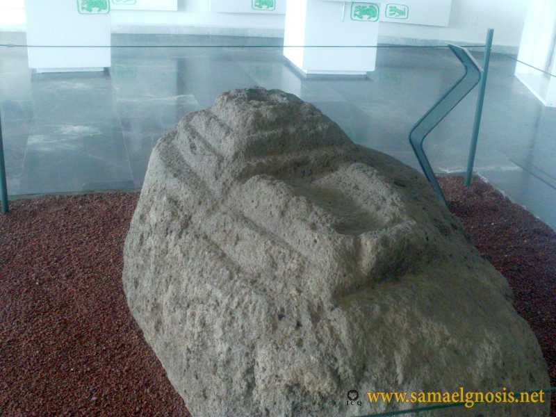 Zona Arqueológica de Xochicalco Foto 0819