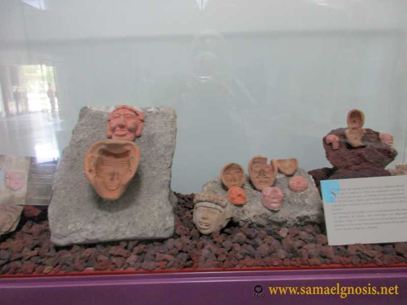 Zona Arqueológica de Xochicalco Foto 0959