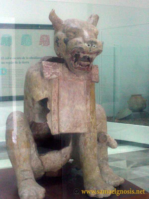 Zona Arqueológica de Xochicalco Foto 1088