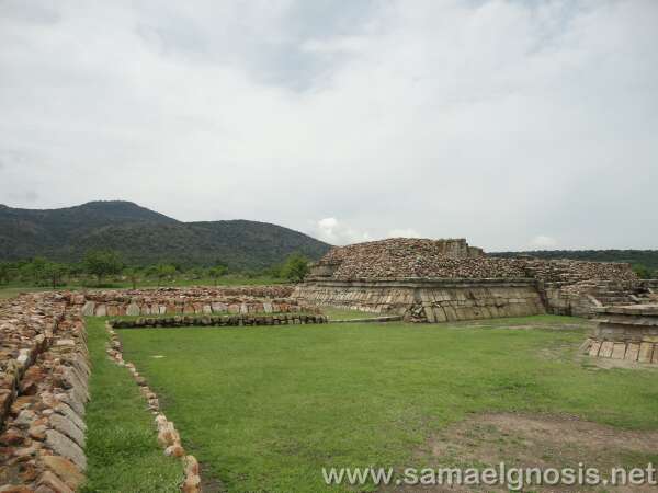 Pared Banca. Plazuelas
