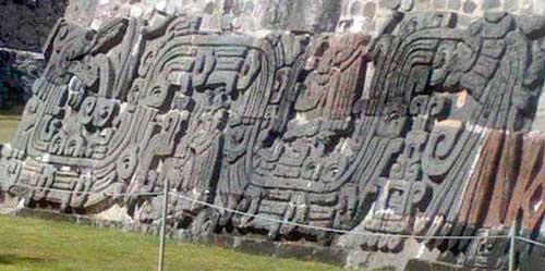 El Templo de las Serpientes Emplumadas