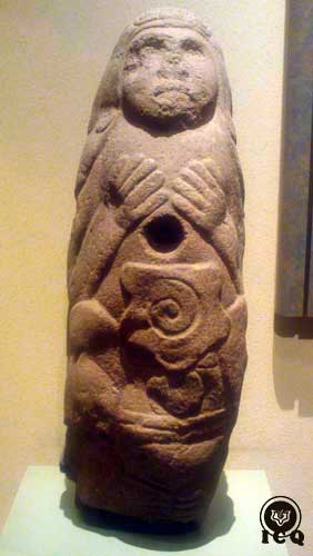 Quetzalcóatl, con la estrella de la mañana en la parte frontal Quetzalcóatl, con la estrella de la mañana en la parte frontal