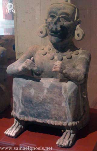 Diosa de las aguas terrestres (Chalchiuhtlicue), nuestra Divina Madre interior. Museo de Antropología de Xalapa. México.