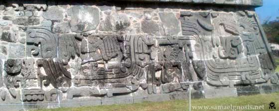 Templo de las Serpientes. Zona Arqueológica de Xochicalco, Morelos, México.