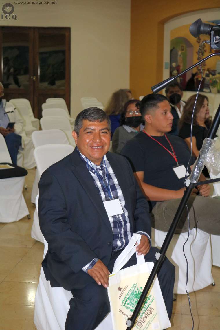 Instructor gnóstico Virgilio Cuautle Roldán originario de esta ciudad de Cholula Puebla, hace 33 años cuando la gnosis llegó a esta ciudad fue uno de sus primeros estudiantes. Instructor gnóstico Virgilio Cuautle Roldán originario de esta ciudad de Cholula Puebla, hace 33 años cuando la gnosis llegó a esta ciudad fue uno de sus primeros estudiantes.