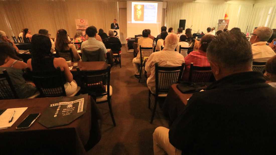 “Tajín, el Prometeo totonaca” por el instructor Vicente Sáenz Flores