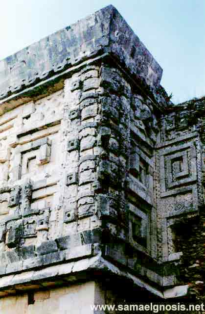 uxmal_11