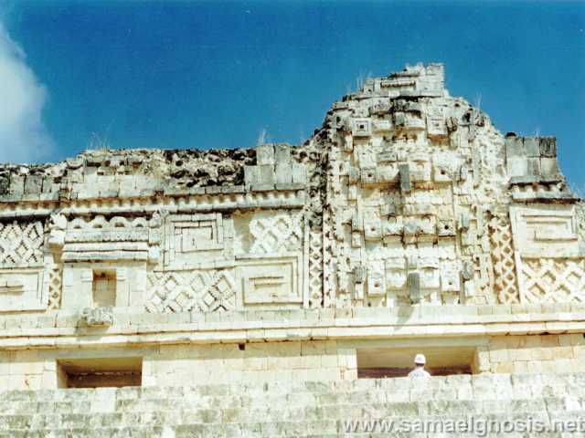 uxmal_08
