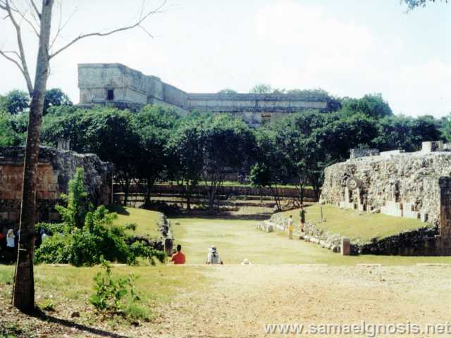 uxmal_09