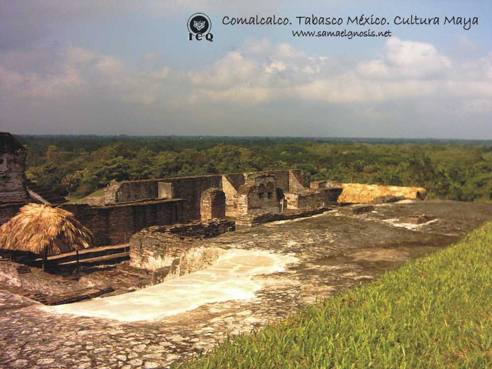 Zona Arqueológica de Comalcalco. Tabasco. México. Foto 02