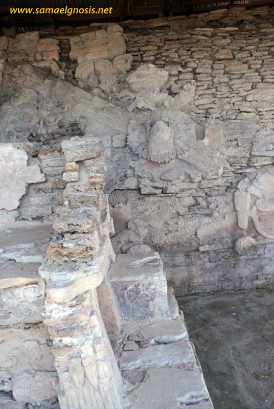 Toniná 28