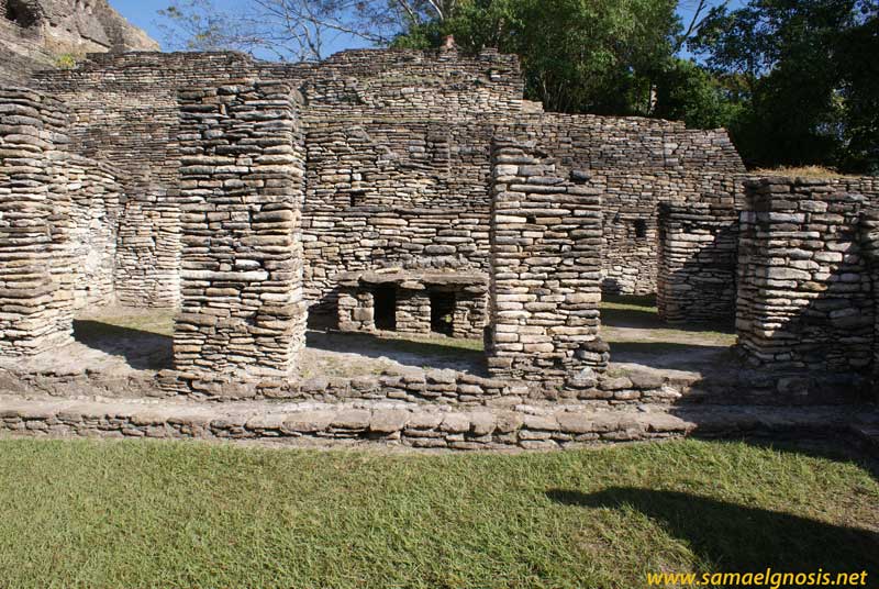 Toniná 36