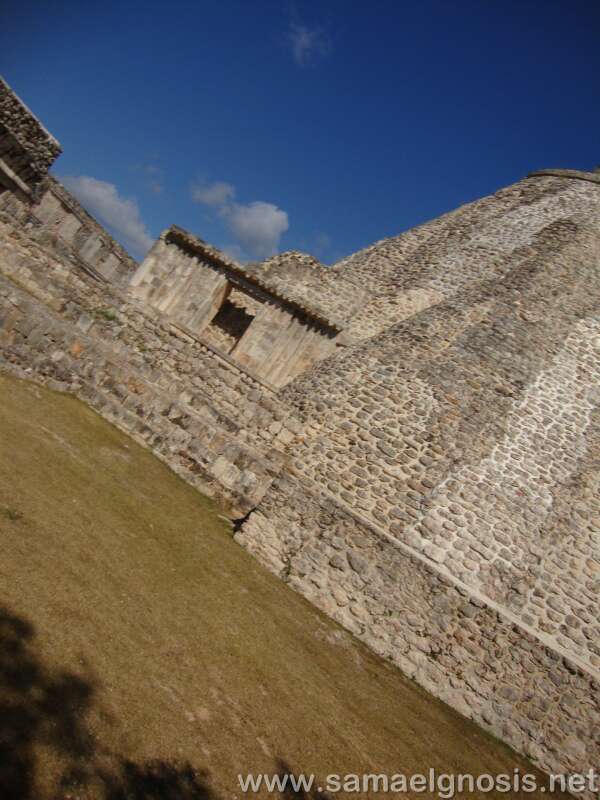 Zona Arqueológica de Uxmal 083