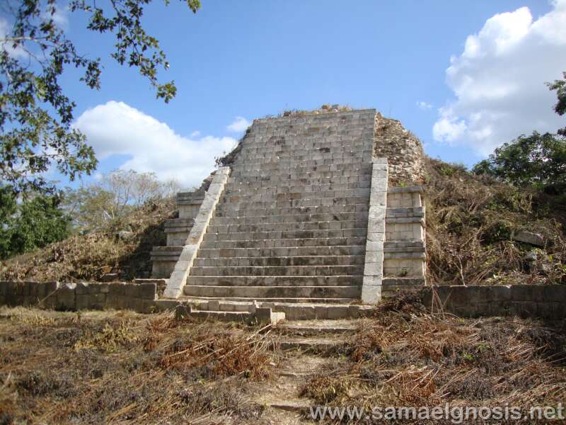 Zona Arqueológica de Uxmal 161