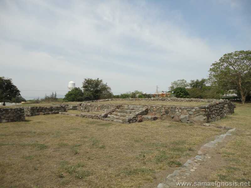Zona Arqueológica de Chanal Foto 032