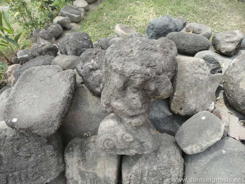 Zona Arqueológica de Chanal Foto 066