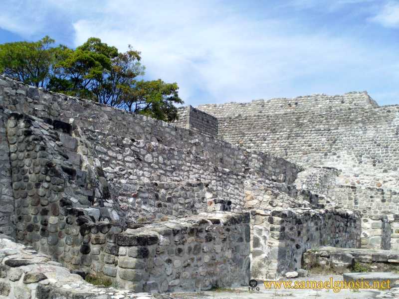 Zona Arqueológica de Xochicalco Foto 0029
