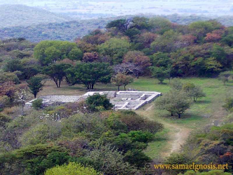 Zona Arqueológica de Xochicalco Foto 0067