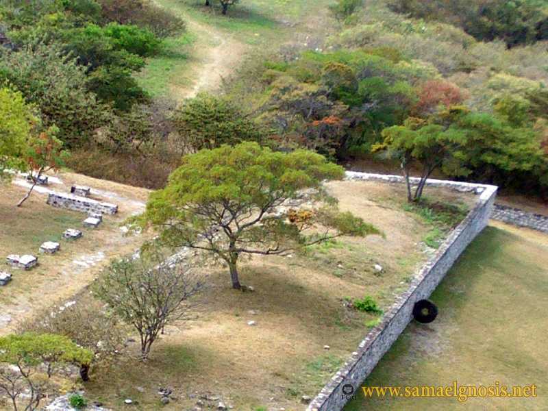 Zona Arqueológica de Xochicalco Foto 0071