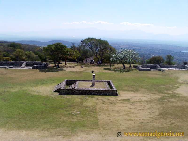 Zona Arqueológica de Xochicalco Foto 0127