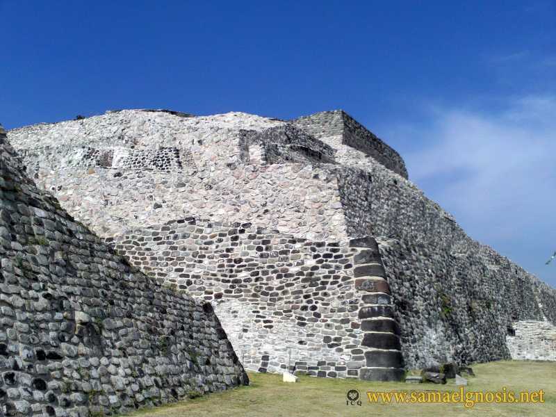 Zona Arqueológica de Xochicalco Foto 0140