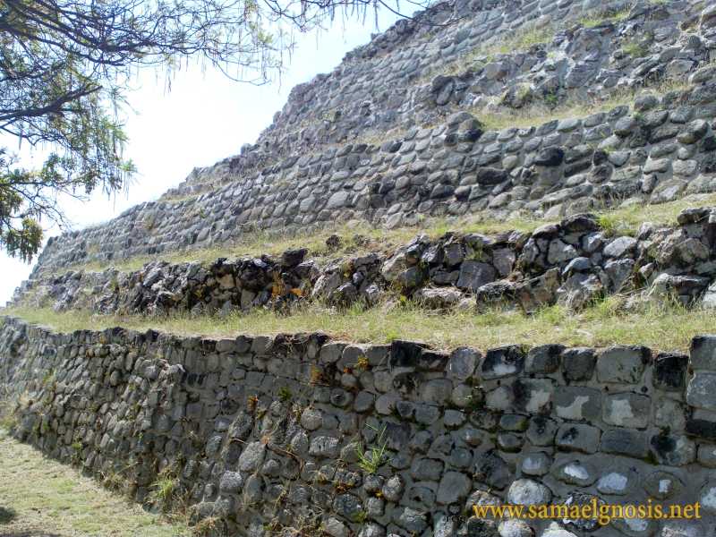 Zona Arqueológica de Xochicalco Foto 0141