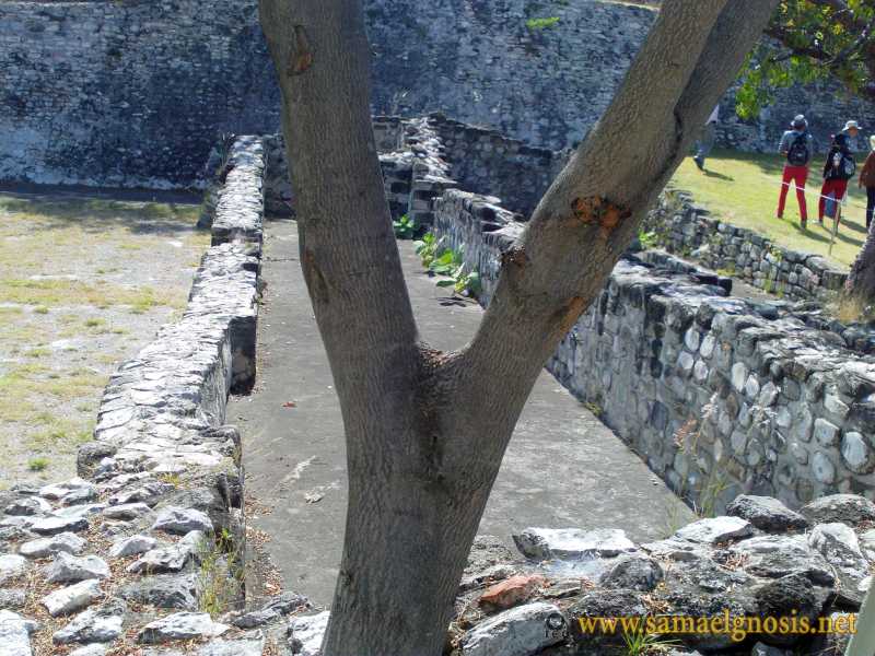 Zona Arqueológica de Xochicalco Foto 0195