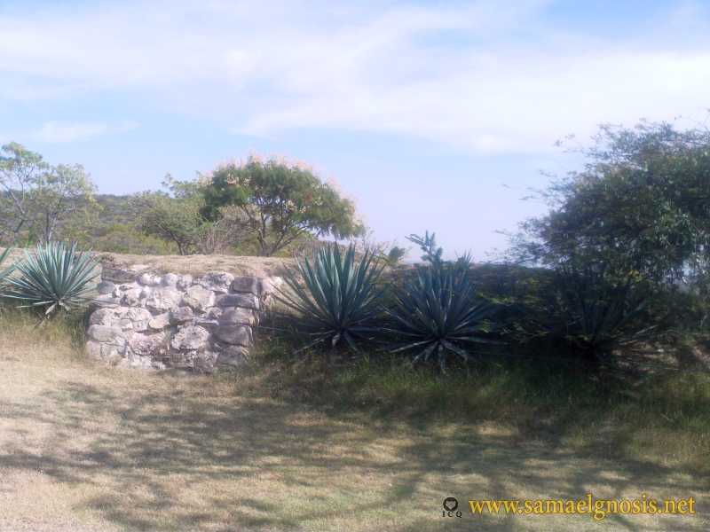Zona Arqueológica de Xochicalco Foto 0220