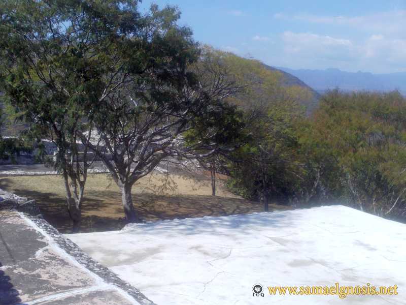 Zona Arqueológica de Xochicalco Foto 0223