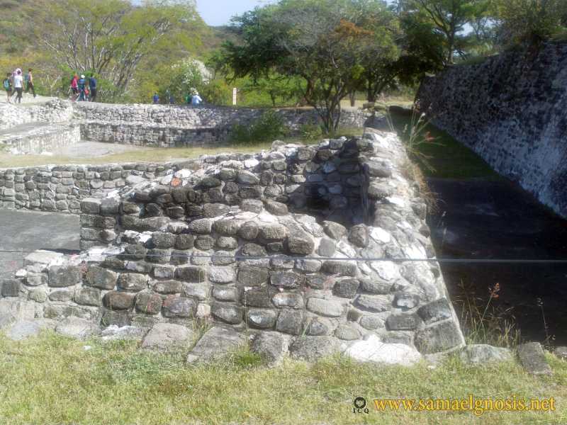 Zona Arqueológica de Xochicalco Foto 0235