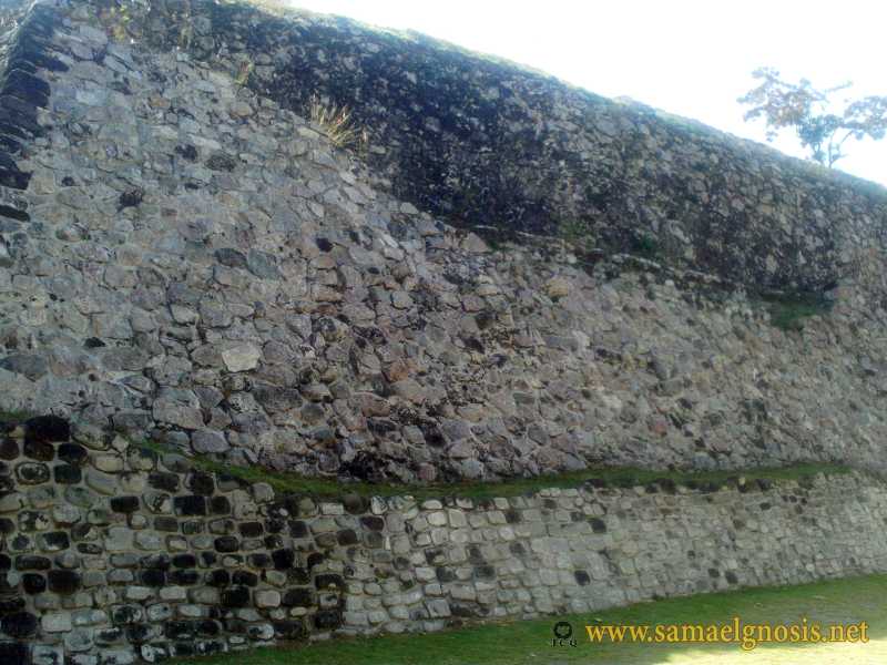Zona Arqueológica de Xochicalco Foto 0255