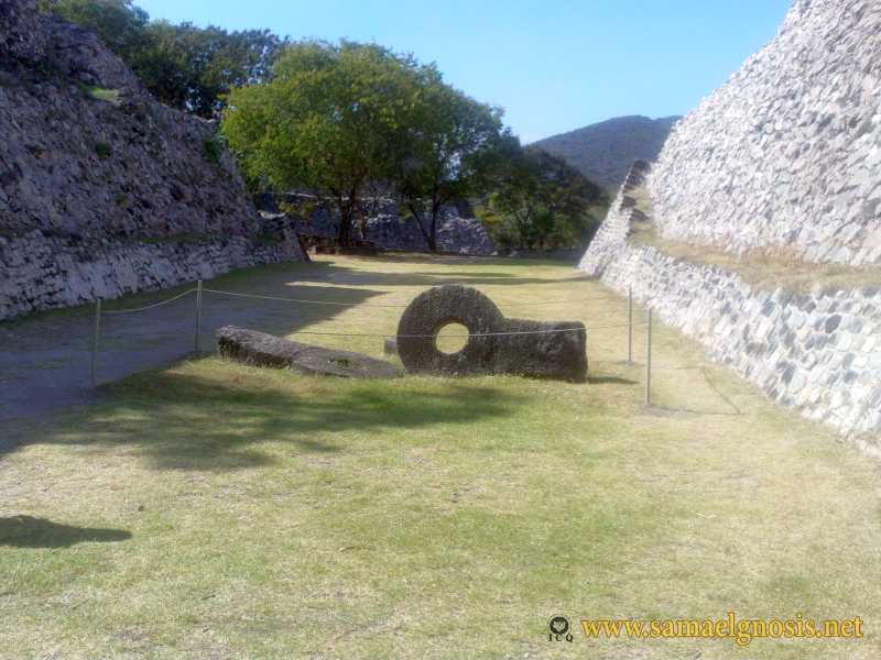 Zona Arqueológica de Xochicalco Foto 0259