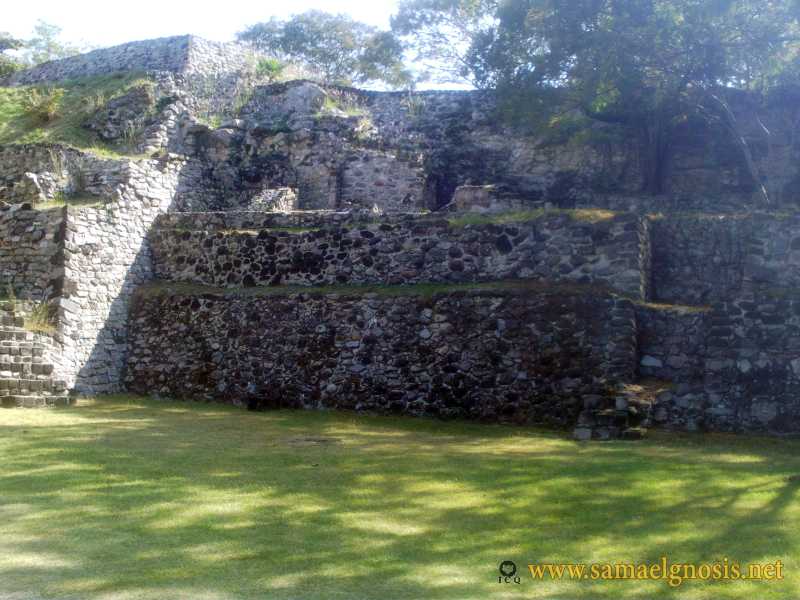 Zona Arqueológica de Xochicalco Foto 0281