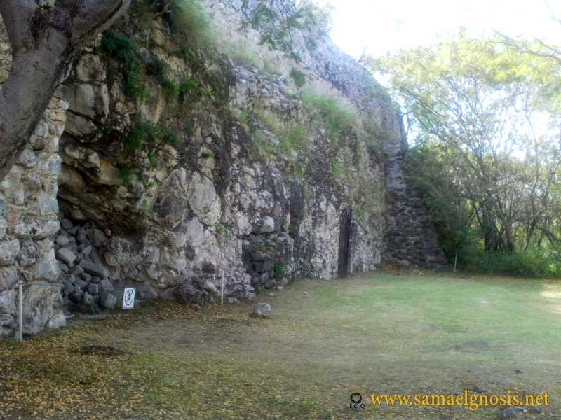 Zona Arqueológica de Xochicalco Foto 0289