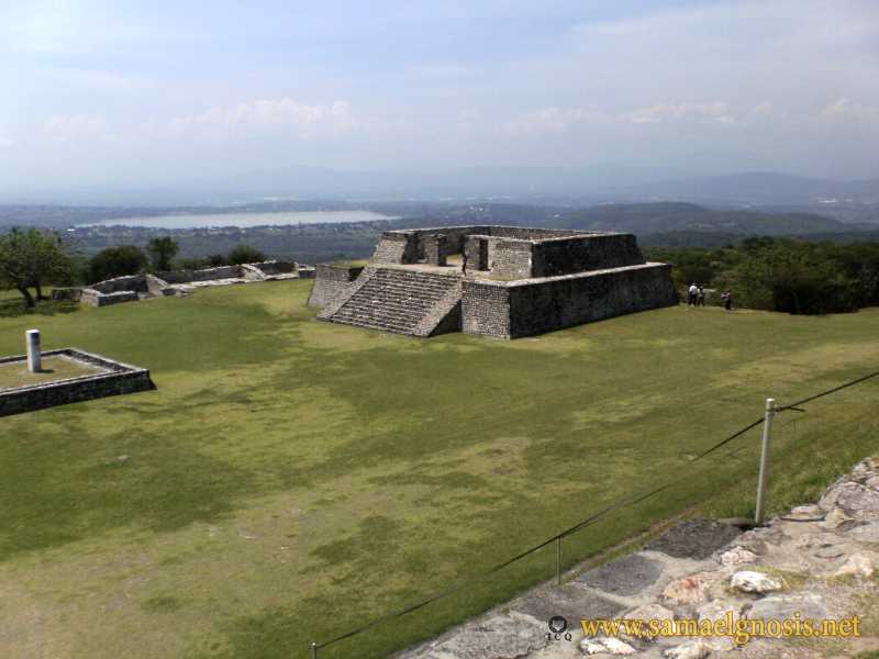 Zona Arqueológica de Xochicalco Foto 0316