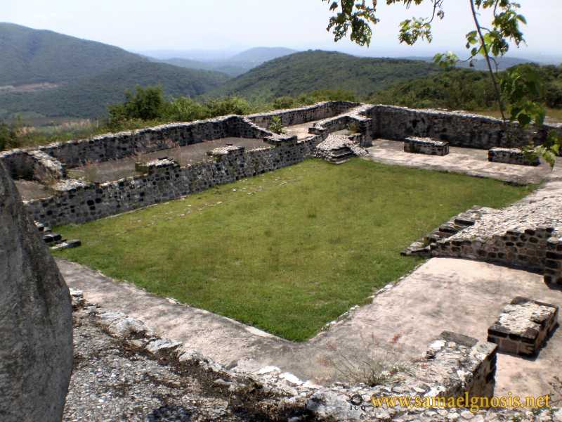 Zona Arqueológica de Xochicalco Foto 0326