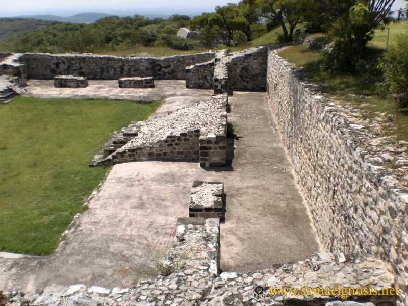 Zona Arqueológica de Xochicalco Foto 0327