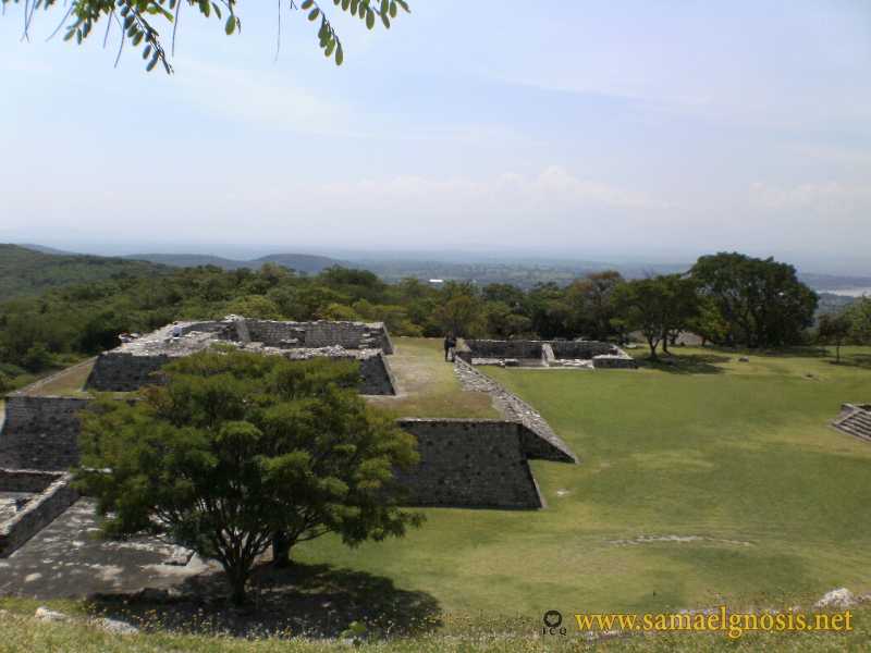 Zona Arqueológica de Xochicalco Foto 0336