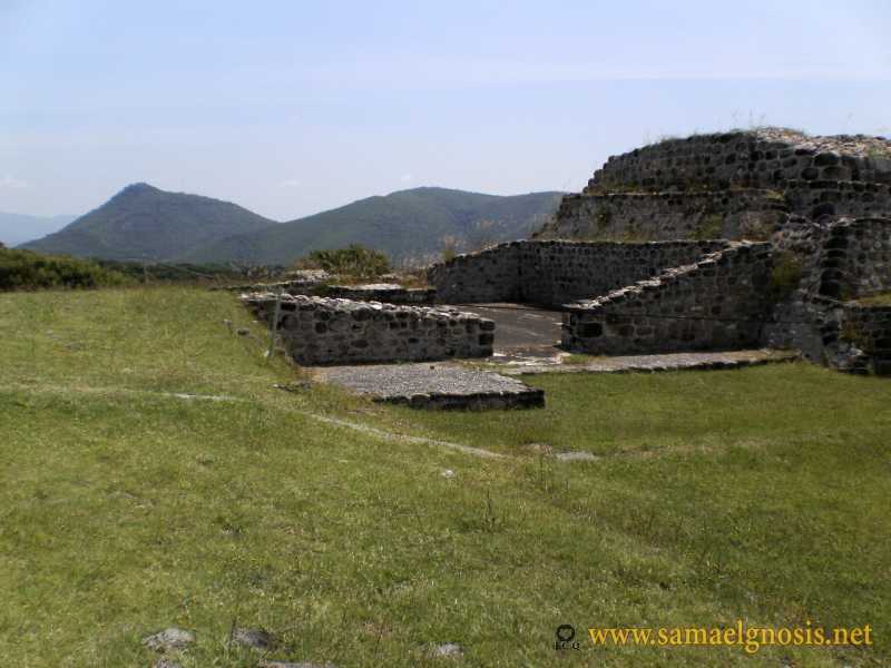 Zona Arqueológica de Xochicalco Foto 0345