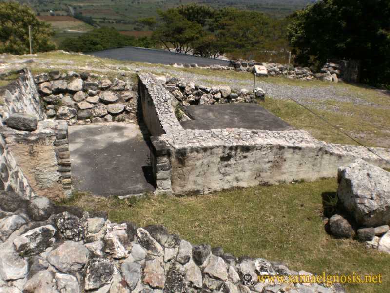 Zona Arqueológica de Xochicalco Foto 0375