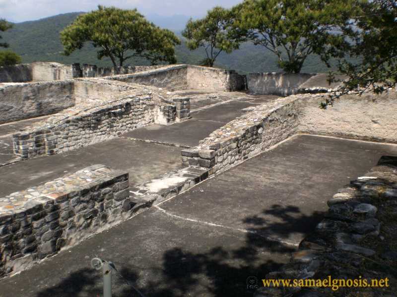 Zona Arqueológica de Xochicalco Foto 0385