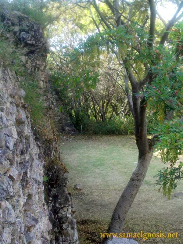 Zona Arqueológica de Xochicalco Foto 0426