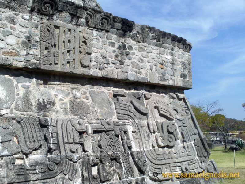 Zona Arqueológica de Xochicalco Foto 0465