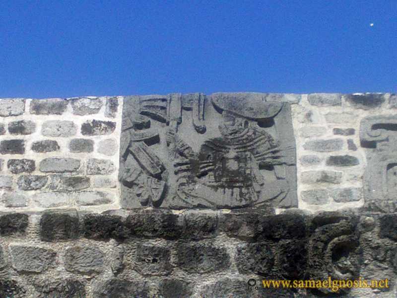 Zona Arqueológica de Xochicalco Foto 0473
