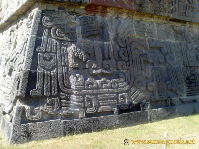 Zona Arqueológica de Xochicalco Foto 0486