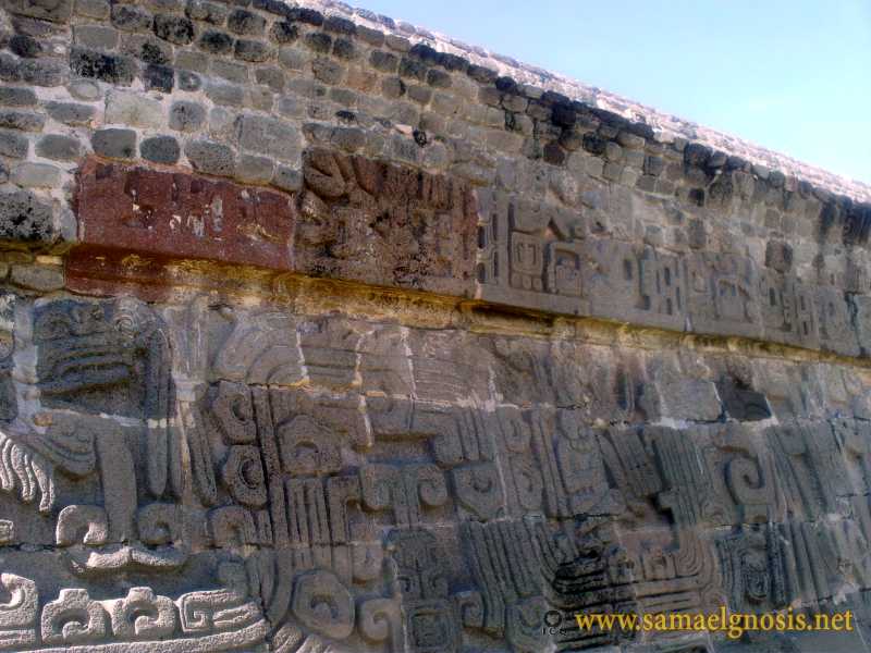 Zona Arqueológica de Xochicalco Foto 0489