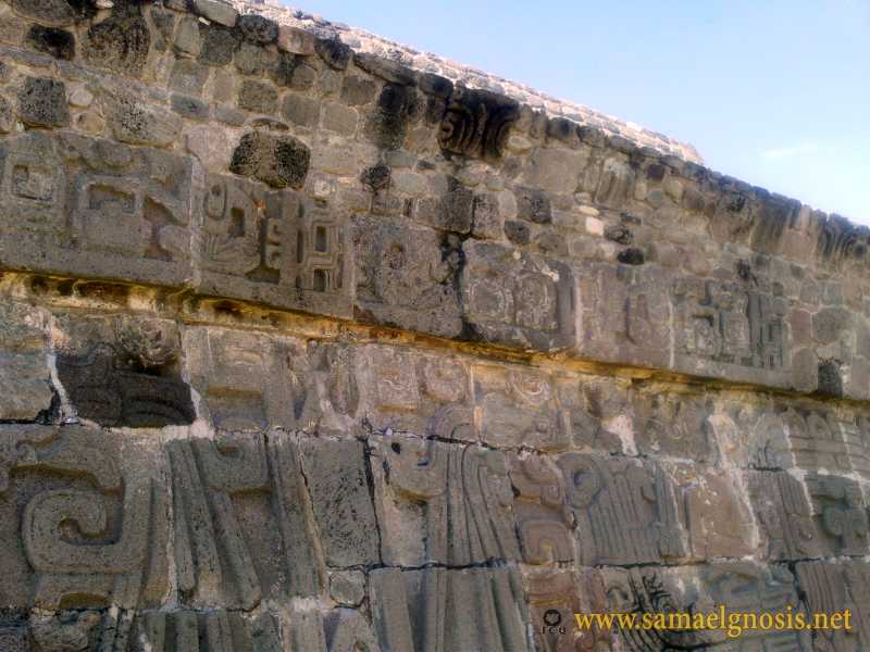 Zona Arqueológica de Xochicalco Foto 0497